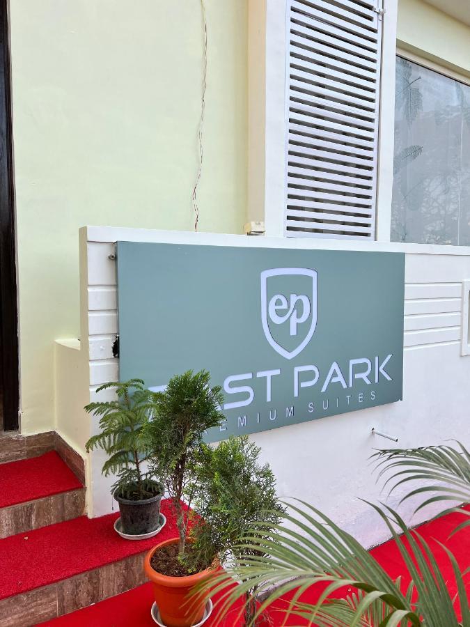 Hotel East Park Electronic City Bangalore Buitenkant foto