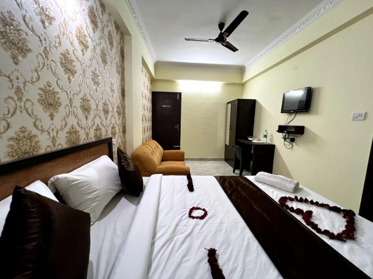 Hotel East Park Electronic City Kammasandra Buitenkant foto