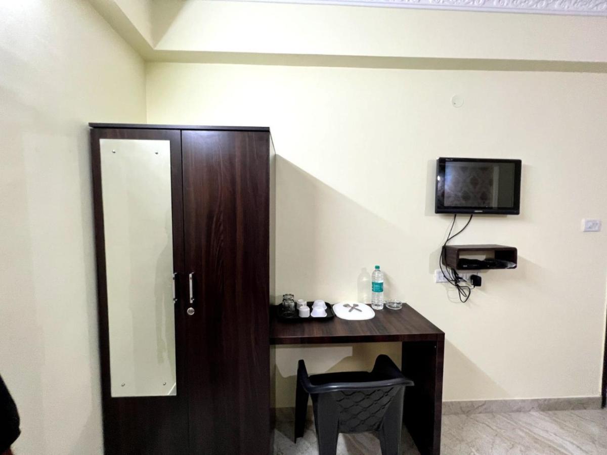 Hotel East Park Electronic City Kammasandra Buitenkant foto